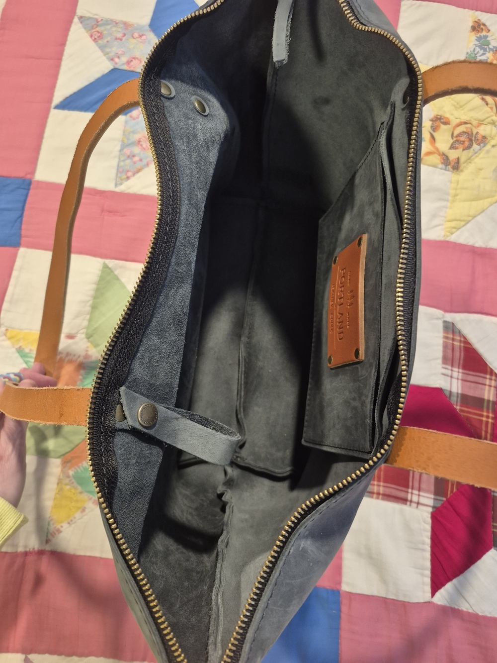 Portland Leather Almost Perfect Large Zip Tote -Storm - Picture 6 of 7